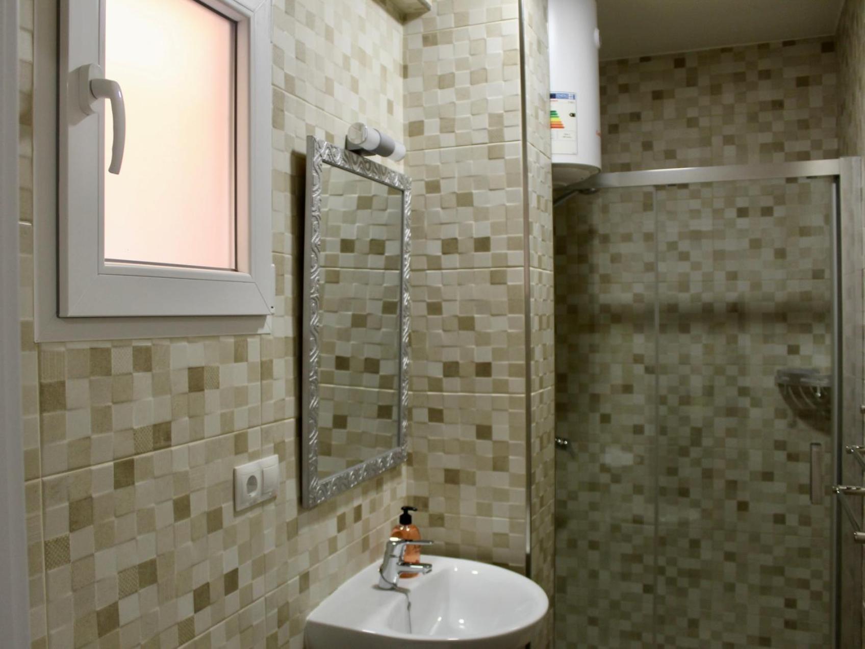 Apartament Cenacheros House *